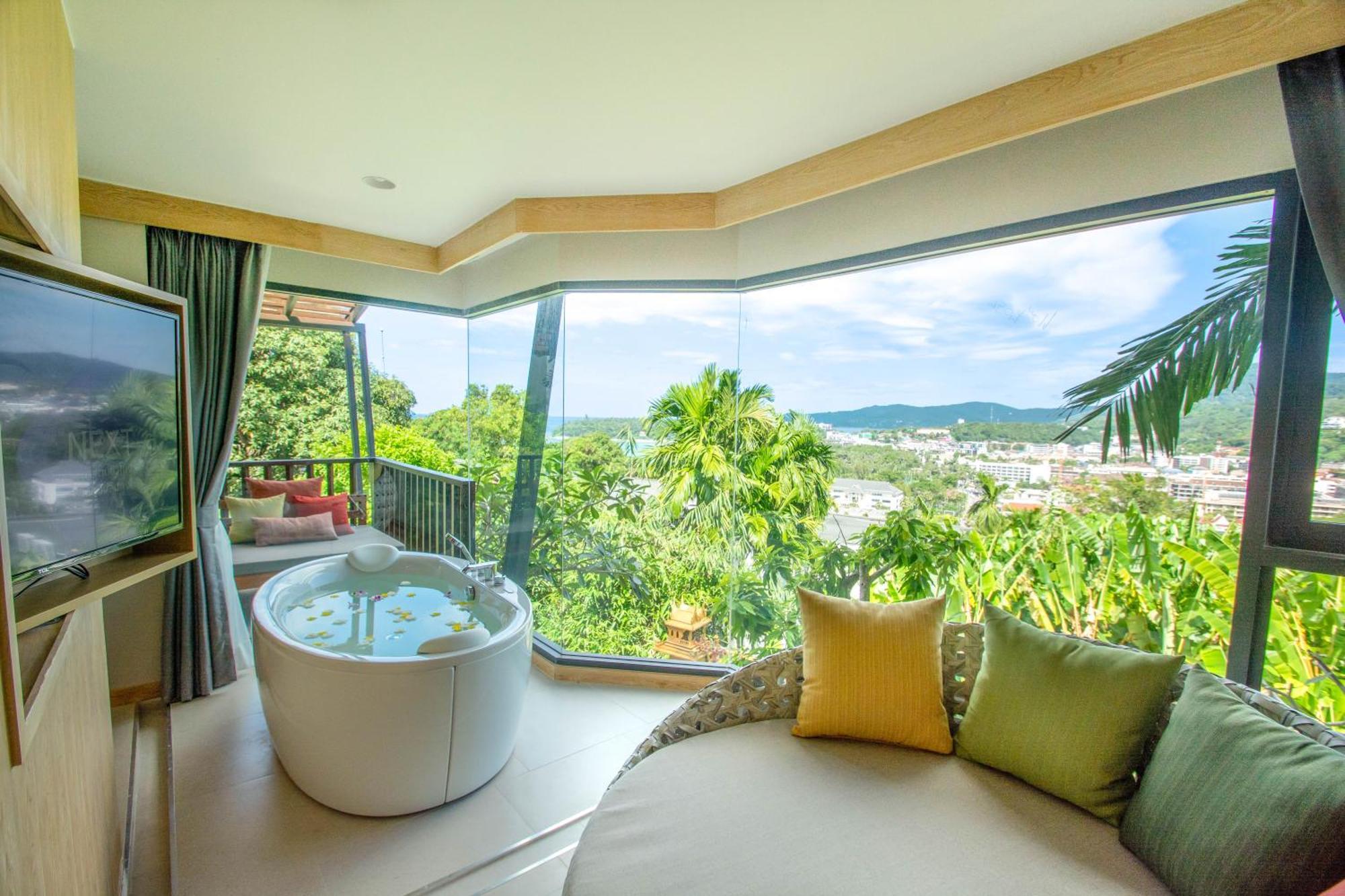 Andaman Cannacia Resort & Spa - Sha Extra Plus Strand Kata Exterior foto A view from a suite at the hotel