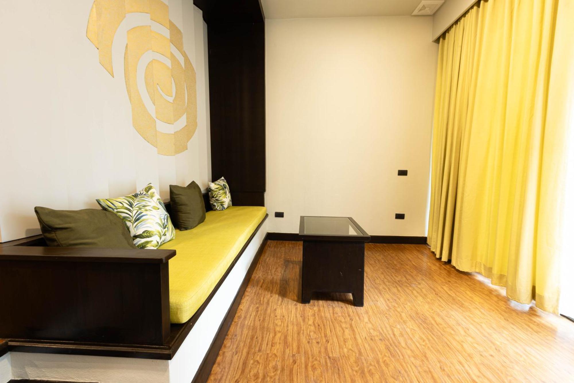 Andaman Cannacia Resort & Spa - Sha Extra Plus Strand Kata Exterior foto