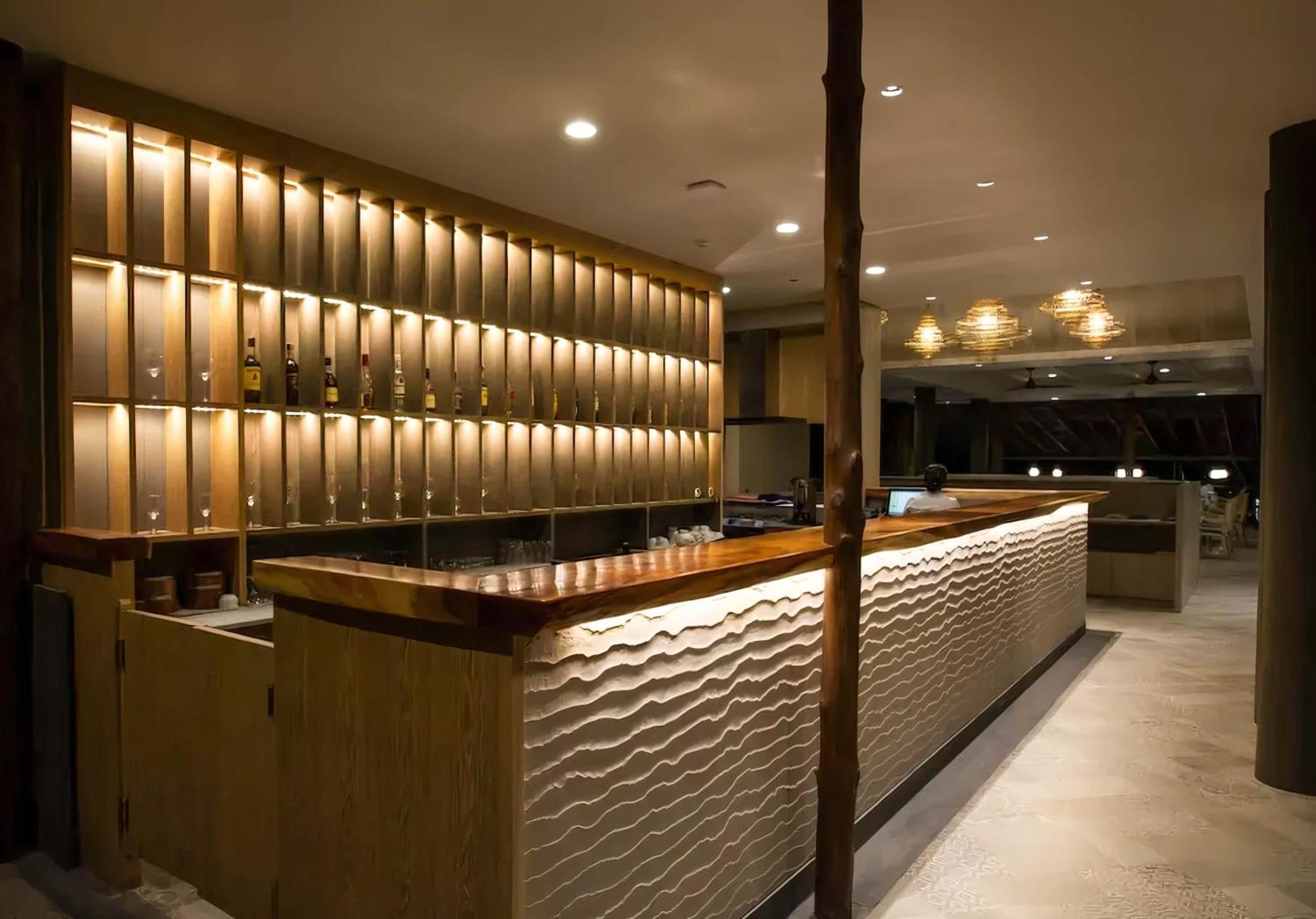 Andaman Cannacia Resort & Spa - Sha Extra Plus Strand Kata Exterior foto